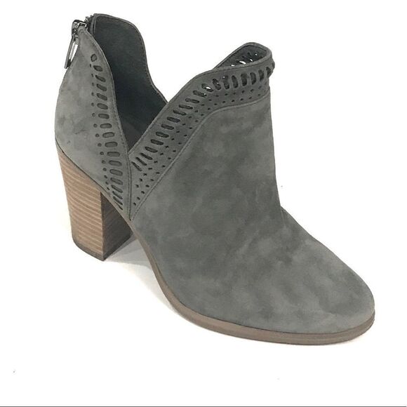 Vince Camuto Boots    - Picture 1 of 10